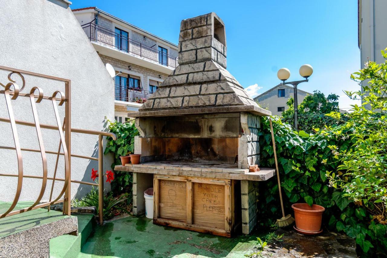 Apartment Yean Kaštela 外观 照片